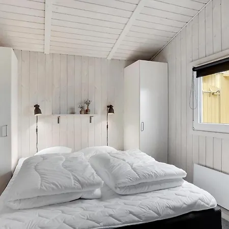Three-bedroom In * Hemmet