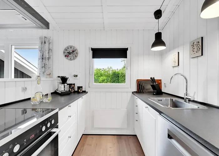 Three-bedroom In * Hemmet