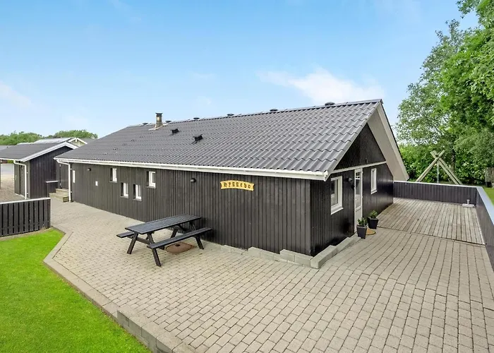Three-bedroom In * Hemmet